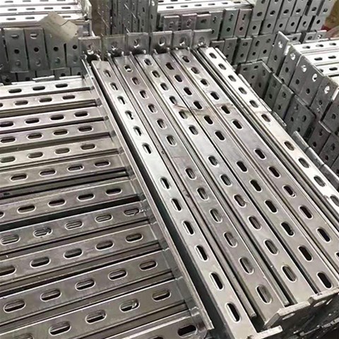 太陽能光伏支架系統(tǒng)的工作原理和特點(diǎn)